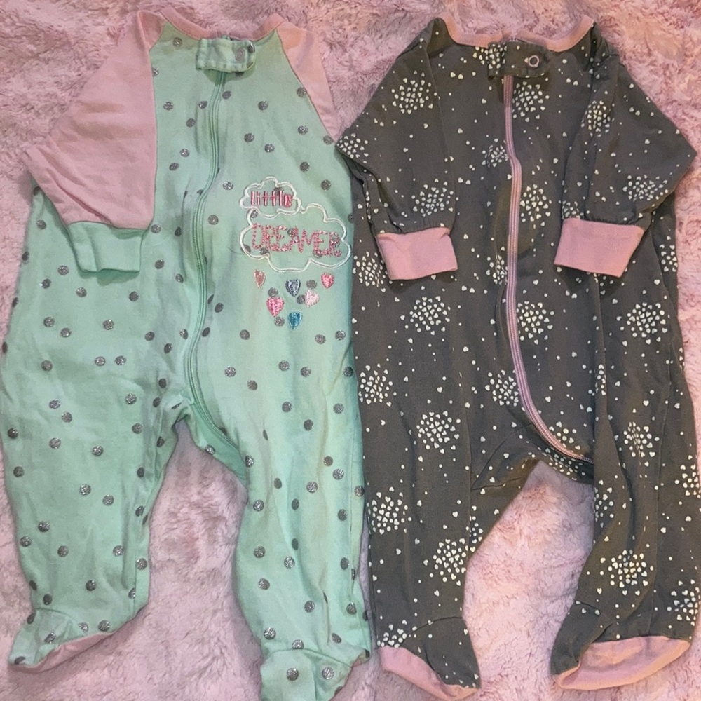 Baby clothes